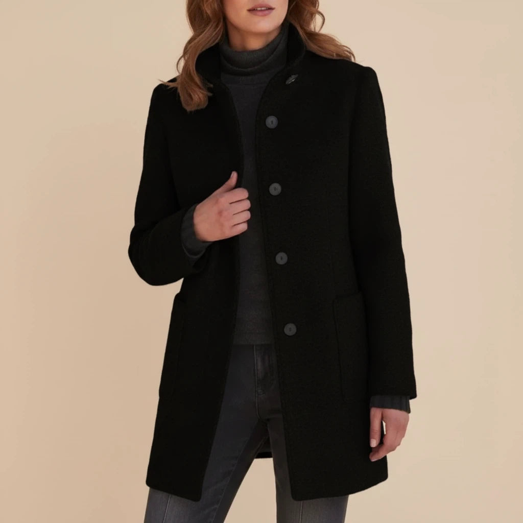 Damesmantel Met Hoge Kraag En Knoopsluiting | Geschikt Voor Herfst En Winter