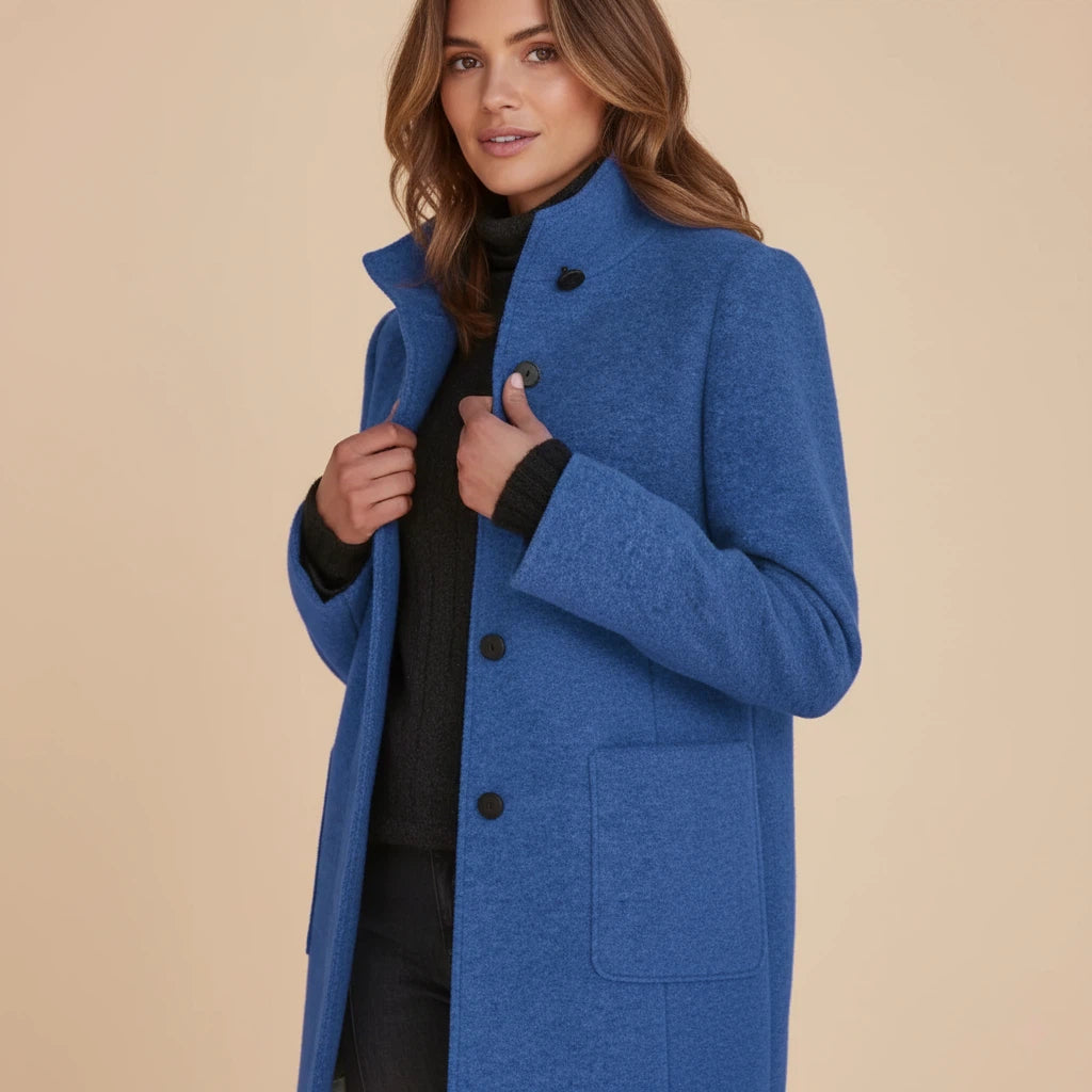 Damesmantel Met Hoge Kraag En Knoopsluiting | Geschikt Voor Herfst En Winter
