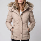 Jas Dames Met Capuchon Praktisch Ontwerp | Geschikt voor koude dagen