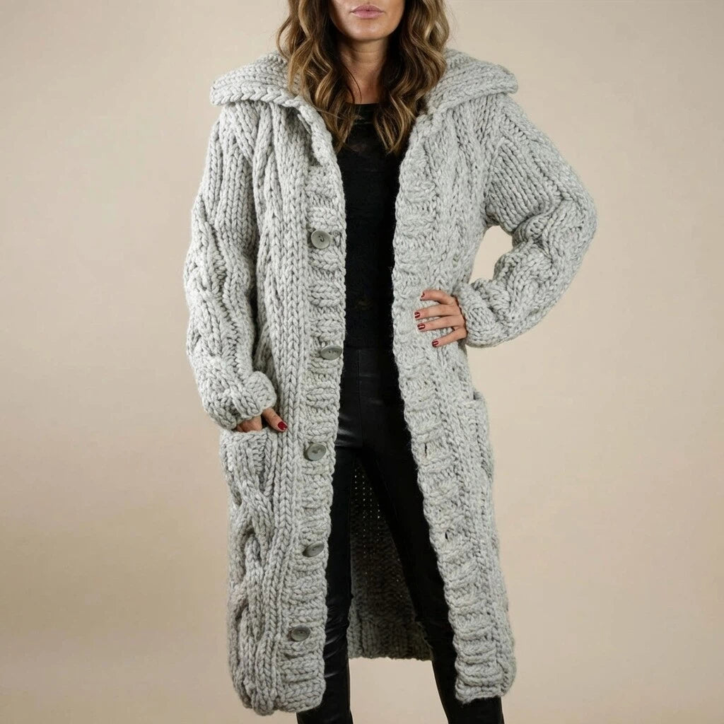 Lang Damesvest Met Capuchon En Knoopsluiting | Geschikt voor Koelere Dagen